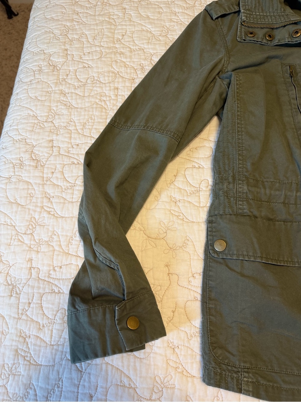 Olive Utility Jacket with Multiple Pockets - Picture 7 of 11